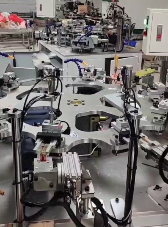 Automatic Artist Brush Head Making Machine